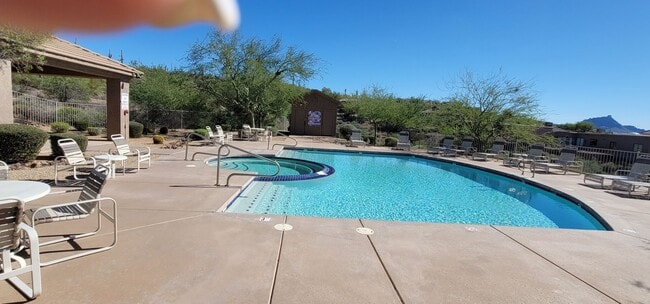 Building Photo - 13507 Vista Del Lago