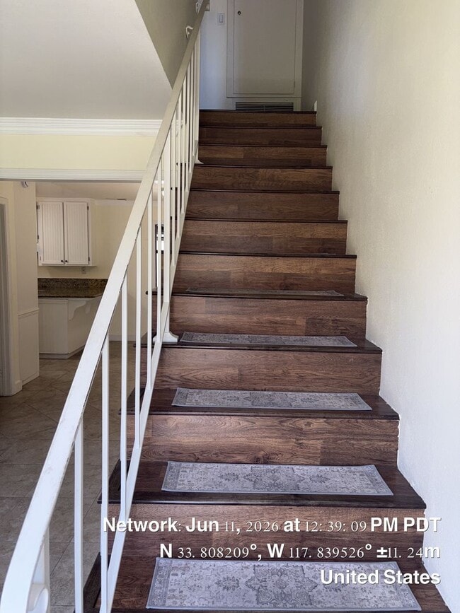 Building Photo - Two bed 1.5 bath townhome available now.