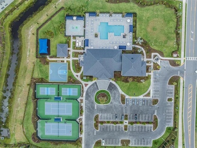 Building Photo - 32558 Tree of Life Ave