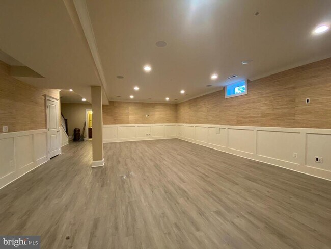 Building Photo - 2163 Potomac River Blvd