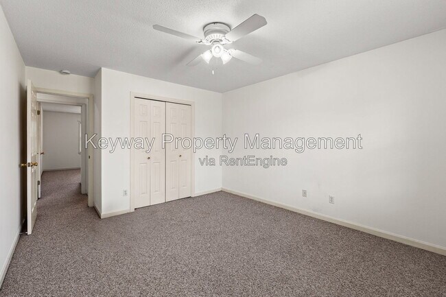 Building Photo - 344 Folkstone Cir