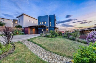 Building Photo - Incredible 3-Bedroom Home in the Agave Neighborhood of East Austin
