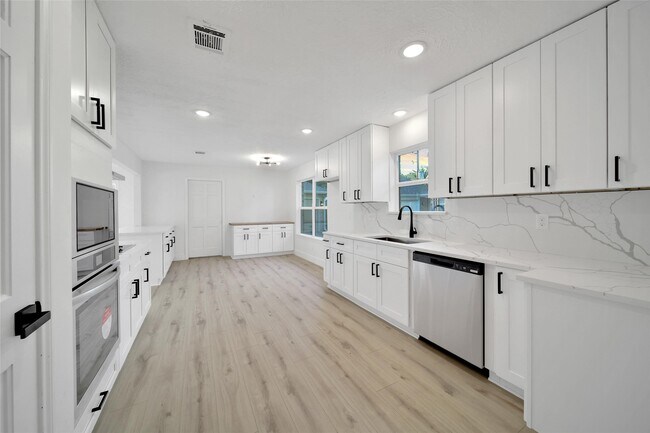 Building Photo - 1314 Stependale Dr