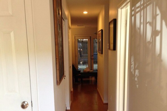 Building Photo - 1653 Park Rd NW