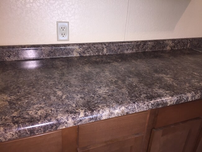 Building Photo - Robinwood Apartments