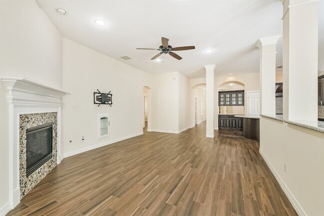 Building Photo - 13731 Cypresswood Crossing Blvd