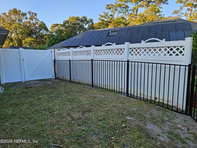 Building Photo - 7440 Secret Woods Trail