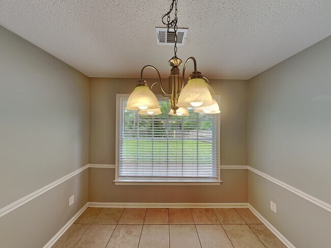 Building Photo - 711 Cedar Brake Dr