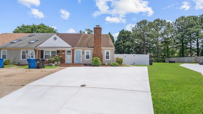 Building Photo - Dam Neck Estates Townhomes