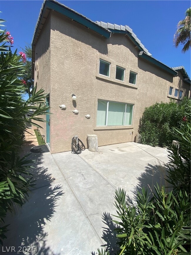 Building Photo - 5264 Sacha Way