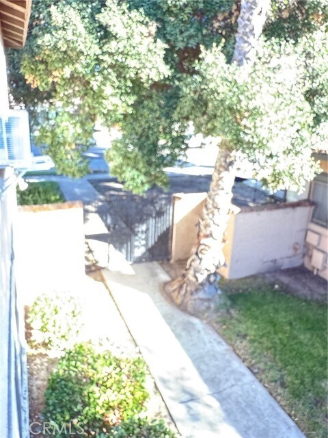 Building Photo - 742 N Glassell St