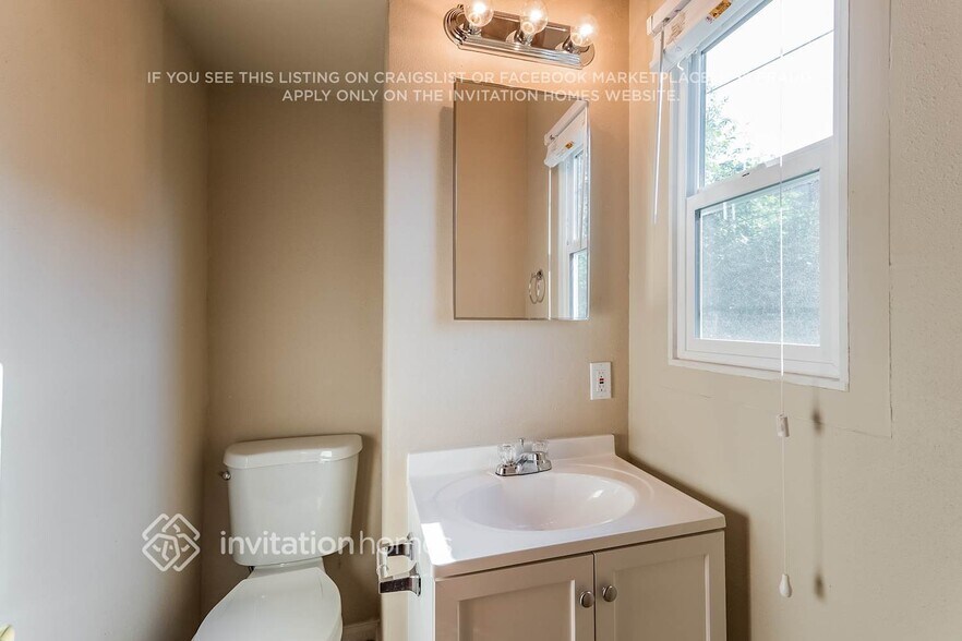 Building Photo - 118 140th St SW