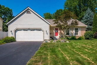 Building Photo - 356 Northview Dr