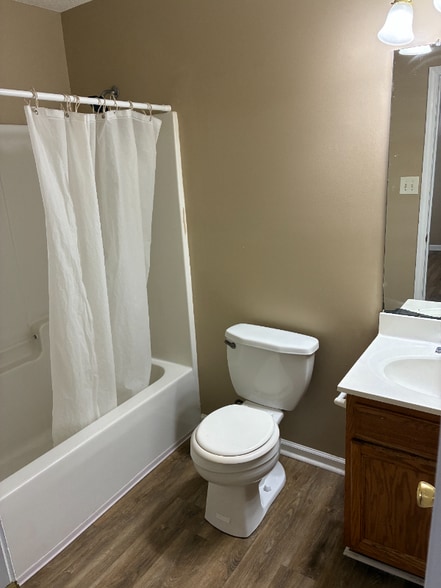 Building Photo - 133 Orchard Pass