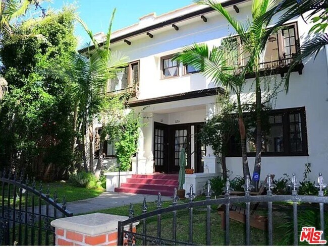 Building Photo - 1121 15th St