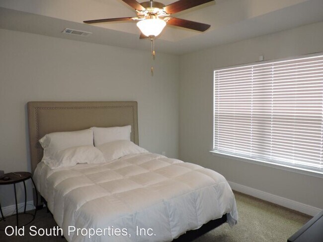 Building Photo - 3 br, 2 bath House - 500 W Ensley St