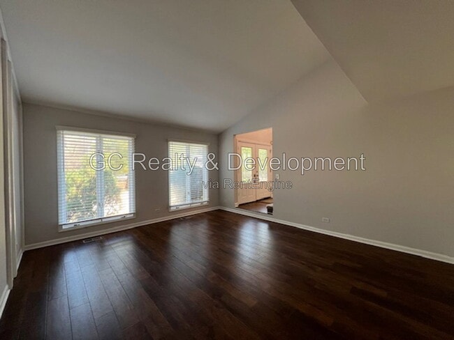 Building Photo - 3148 Cottonwood Ct