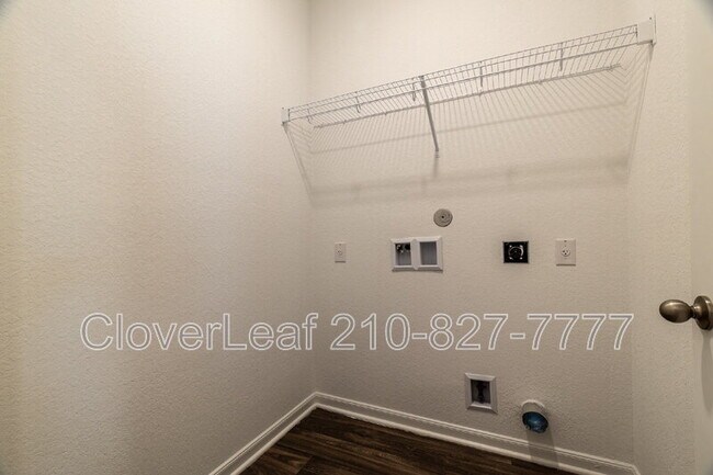 Building Photo - 4139 Trail de Paris