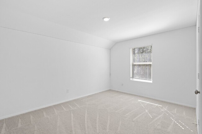 Building Photo - 23810 Maida View Trl