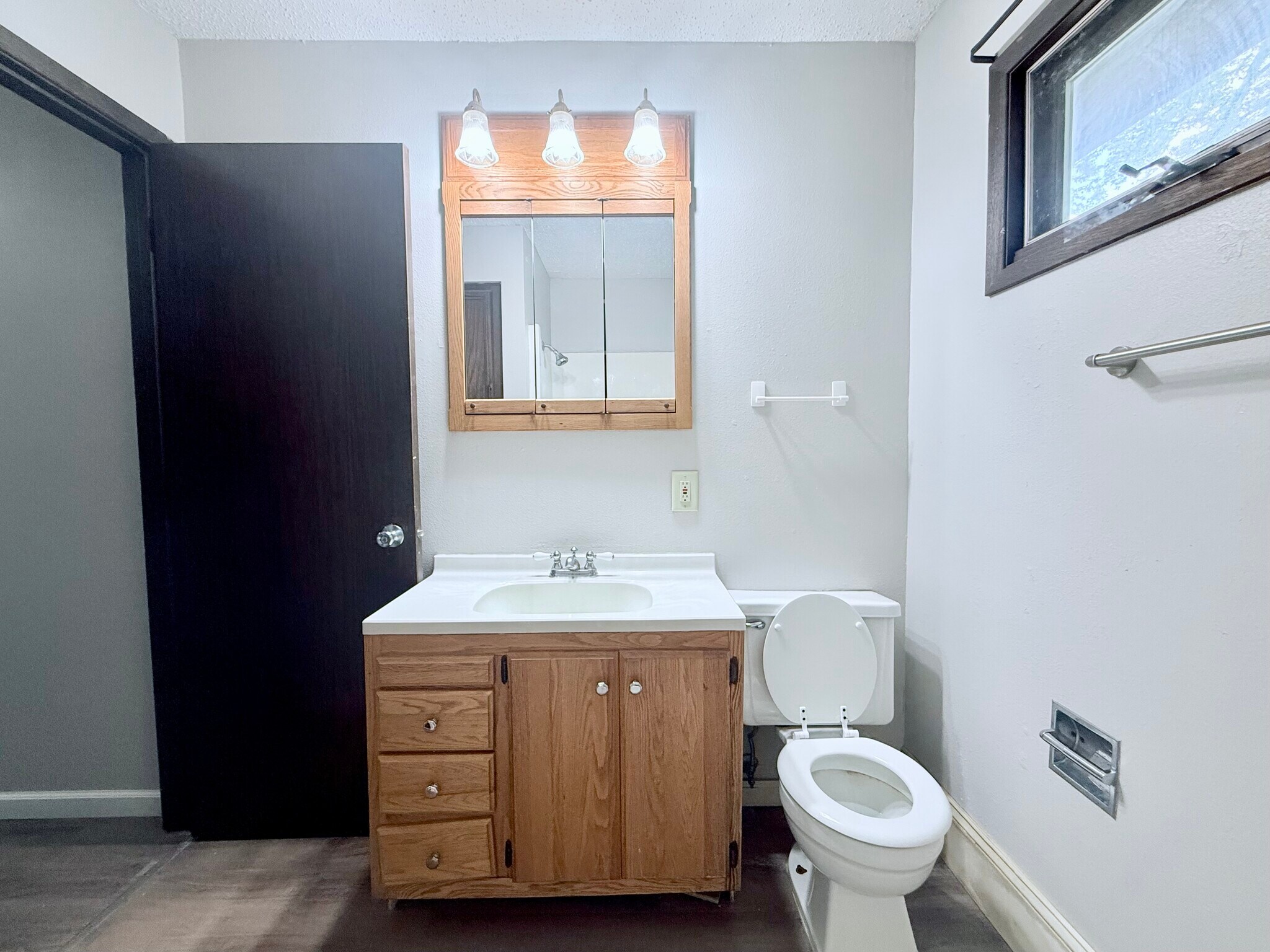Bathroom - 2302 W 3rd St