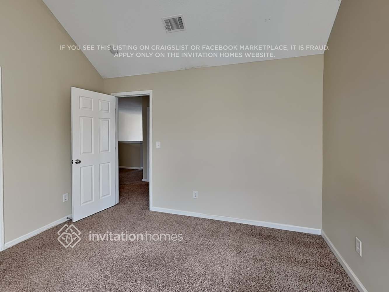 Building Photo - 1457 St George Pl