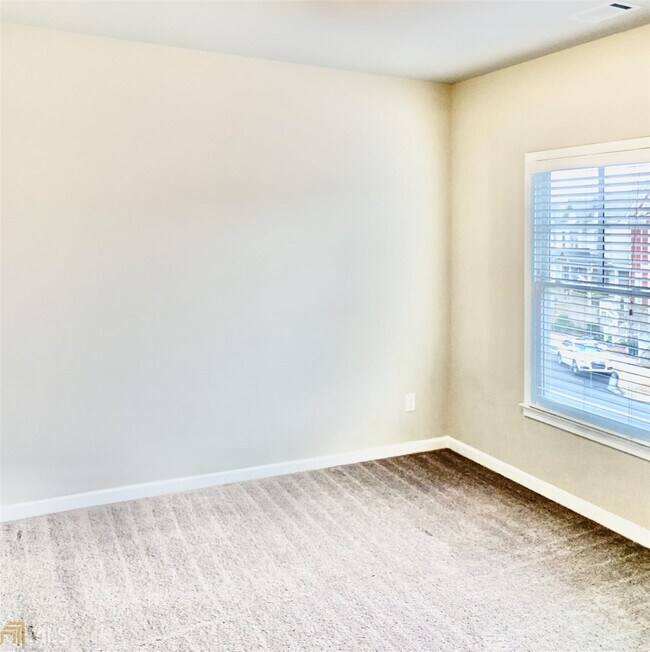Building Photo - 516 Suwanee Park Terrace