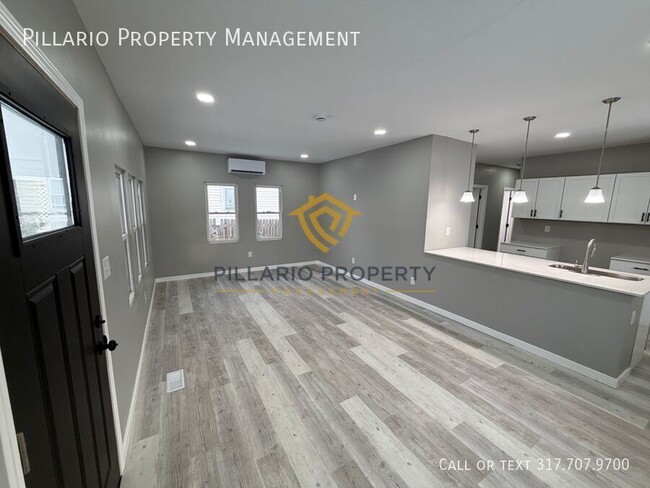 Building Photo - 3221 E 38th St