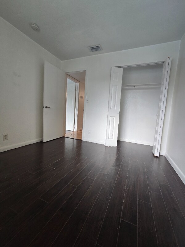 Building Photo - 2719 NW 39th Terrace