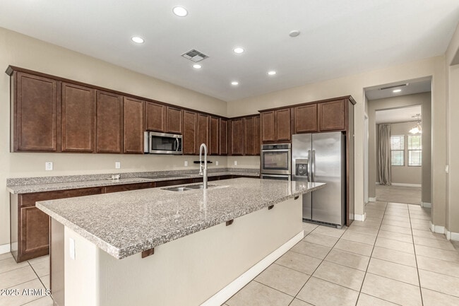 Building Photo - 14762 W Georgia Dr