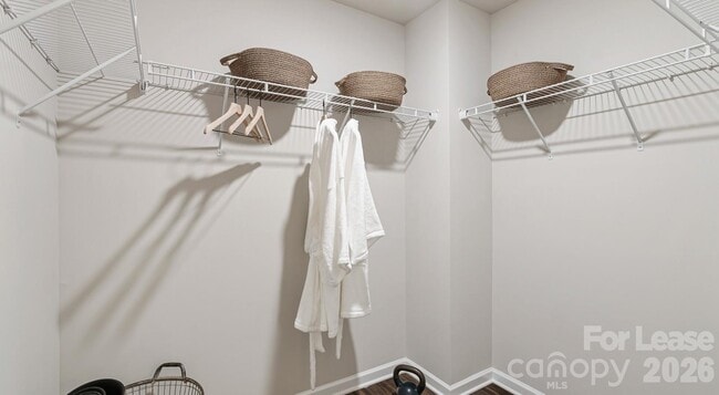 Building Photo - 525 Wayforth Rd NW