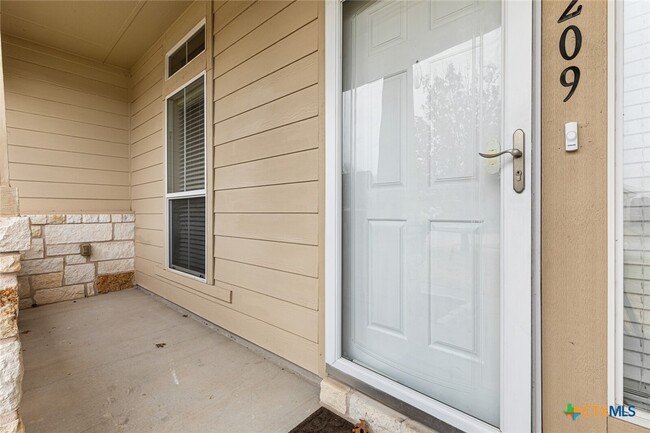 Building Photo - 5209 Ranch Meadow St