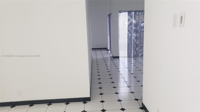 Building Photo - 15564 SW 63rd Ter