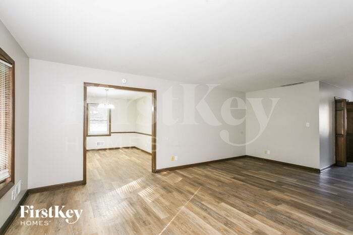 Building Photo - 1311 Lawrence Rd