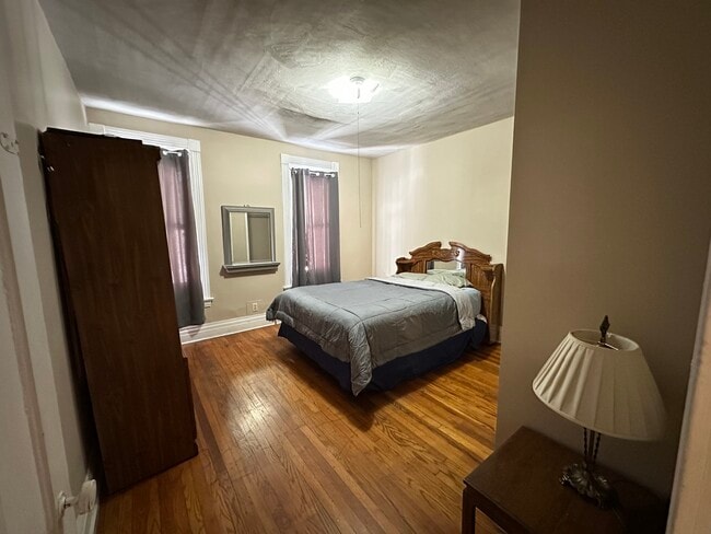 Building Photo - Grumbach Ave