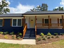 Building Photo - 725 Brookside Dr