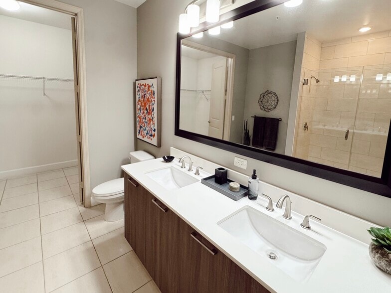 Building Photo - 4461 NW 93rd Doral Ct