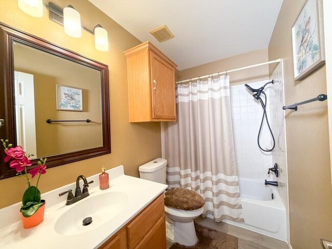 Building Photo - 3230 Arroyo Bluff Ln