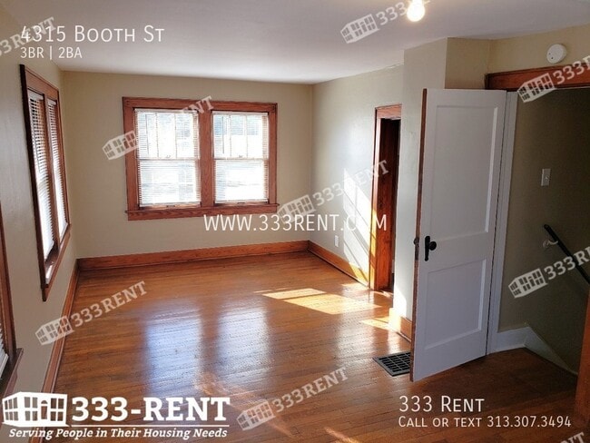 Building Photo - 4315 Booth St