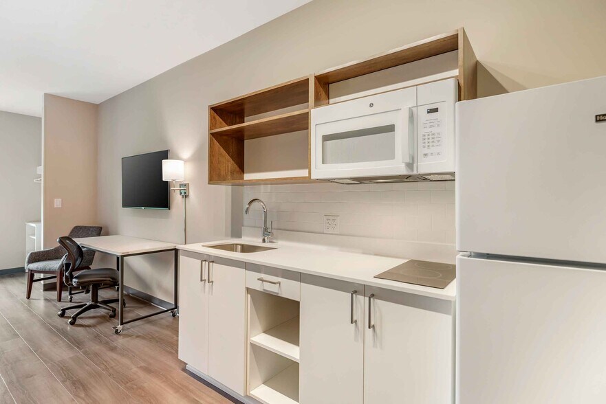 Building Photo - Furnished Studio-Charlottesville