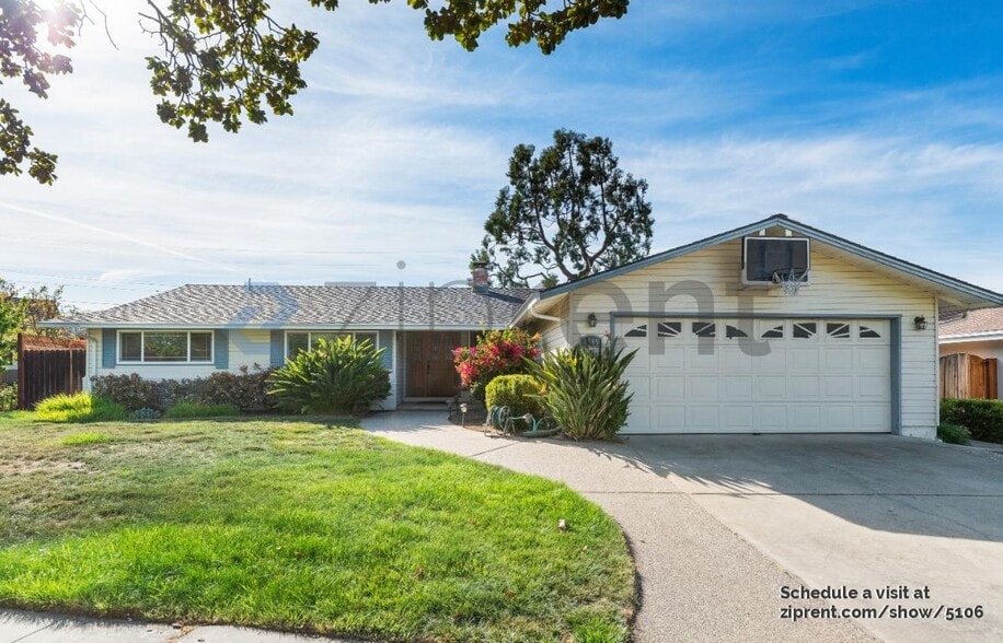 Building Photo - 1565 Klamath Dr