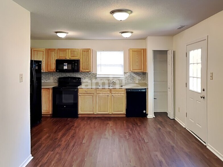 Building Photo - 9414 W Stargazer Dr