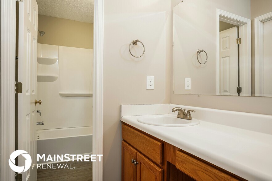Building Photo - 312 Black Forest Dr