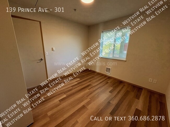 Building Photo - 139 Prince Ave