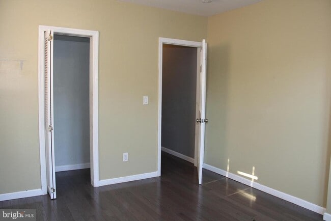 Building Photo - 5063 Whitaker Ave