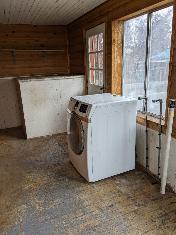 Building Photo - 5028 Eastside Hwy