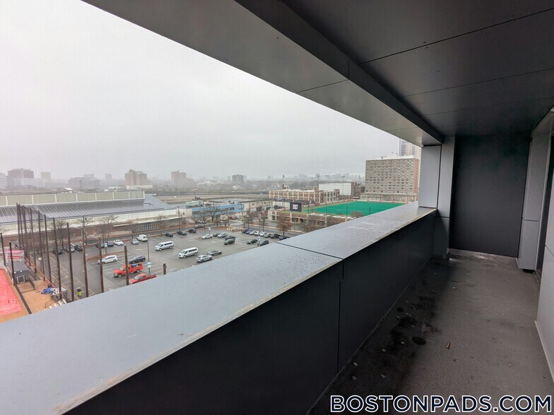 Building Photo - 1079 Commonwealth Ave