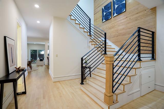 Building Photo - 5604 Matalee Ave