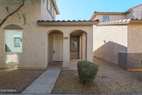 Building Photo - 5458 W Fulton St