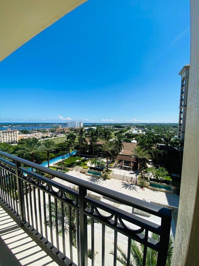 Building Photo - 550 Okeechobee Blvd