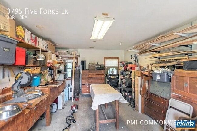 Building Photo - 3795 Five Forks Ln